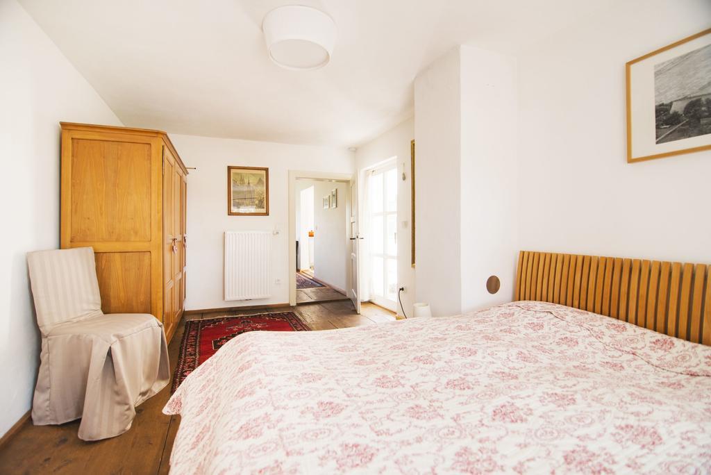 Historischer Pfarrhof Niederleierndorf Langquaid Quarto foto